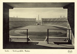 Stadion Olimpijski, Reichssportfeld, Berlin (zdjęcie czarno-białe) autorstwa German Photographer