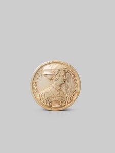 Anna, królowa Węgier i Czech, w medalionie portretowym z kości słoniowej, XVI w. autorstwa German School