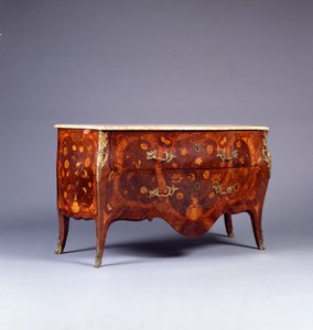 Jedna z pary komod intarsjowanych i parkietowych, ok. 1765 (lakierowany mosiądz oprawiony kingwood, amarant, tulipanwood i bois satine) (patrz także 463022) autorstwa German School