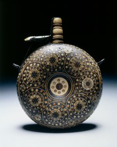 Proszek, ok.1620-50 (orzech z rogiem, kością, mosiądzem i żelazem) autorstwa German School