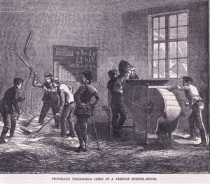 Prusowie młócą kukurydzę w francuskiej sali szkolnej, Cassells History of the War between France and Germany wydana przez Cassell and Company Limited, c.1890 (lito) autorstwa German School