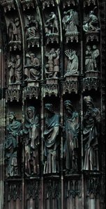 Detal rzeźbiarski z prawej strony portalu centralnego, fasada zachodnia, początek 1277 (kamień) autorstwa German School