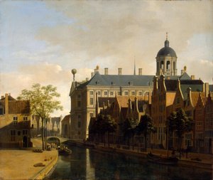 Nieuwezijds Voorburgwal z ratuszem w Amsterdamie