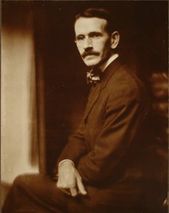 Arthur B. Davies autorstwa Gertrude Käsebier