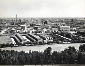 Panoramiczny widok na Bolonię z niektórymi fabrykami. autorstwa Giacomo Brogi