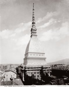 Widok kreta Antonellia w Turynie, ok. 1890 r. autorstwa Giacomo Brogi