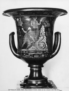Krater dzwonu ze scenami mitologicznymi przedstawiającymi Kadmusa i węża (ceramika) autorstwa Greek
