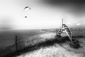 Widok z paralotni nad wybrzeżem