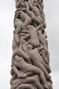 Monolit ludzi, rzeźba w parku Frogner, Oslo, Norwegia (granit)