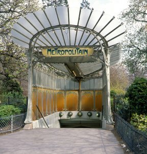 Porte Dauphine, stacja metra, architektura Guimard. autorstwa Hector Guimard