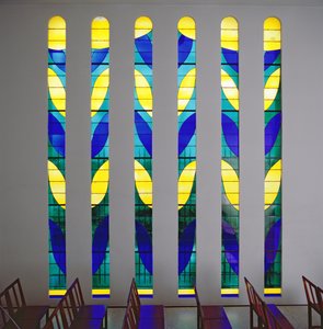 Witraż w Kaplicy Różańcowej w Vence autorstwa Henri Matisse