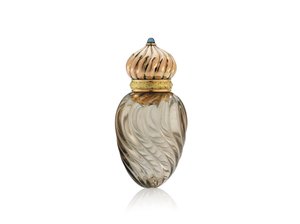 Butelka zapachowa Faberge autorstwa Henrik Wigstrom