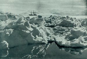 Terra Nova w McMurdo Sound, c19101913, 1913 autorstwa Herbert Ponting