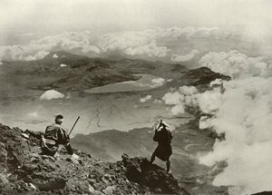 Dwie mile nad chmurami, 1910. autorstwa Herbert Ponting