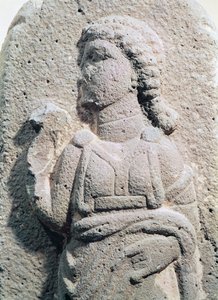 Relief przedstawiający Hetycką kobietę w tradycyjnym stroju, z Syrii, ok. 1300-1200 pne