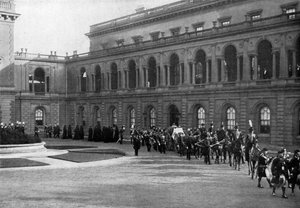 Procesja pogrzebowa królowej Wiktorii opuszcza Osborne House, Isle of Wight, 1 lutego 1901 r.