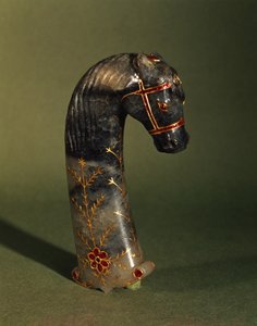 Rękojeść sztyletu w kształcie głowy konia, Mogołów, ok. 1658-1710 (jadeitowa wstawka ze złotem i rubinami)