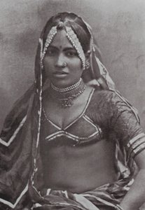 Bombaj / Mumbaj: Marwar Lady (zdjęcie czarno-białe) autorstwa Indian photographer