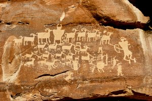 W Cottonwood Canyon w pobliżu Nine Mile Canyon, panel Great Hunt, 2005 r. (zdjęcie ilustracyjne) autorstwa Ira Block