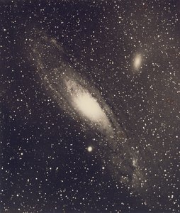 Mgła, 31m. Andromeda autorstwa Isaac Roberts