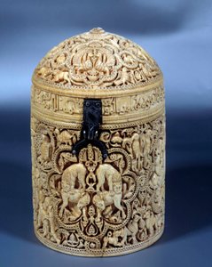 Pixide (pudełko) Al-Mughira (Al Mughira lub Moughira) w kości słoniowej z Kordoby i przeznaczony dla emira, 968. Paryż, Luwr autorstwa Islamic School