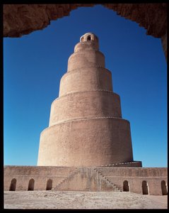 Widok na Wielki Meczet i jego minaret, wieża Malwiya, 847-852 autorstwa Islamic School