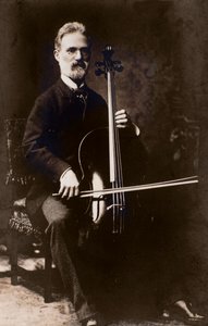 Portret Alfredo Piatti (1822-1901) włoskiego kompozytora i wiolonczelisty autorstwa Italian Photographer