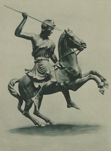 Rzymski posąg amazonki na koniu znaleziony w Herkulanum (zdjęcie czarno-białe) autorstwa Italian Photographer