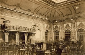 San Remo, Casino Municipale, Ogród zimowy (zdjęcie czarno-białe) autorstwa Italian Photographer