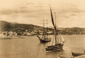 Sanremo, wille i hotele na wschodzie (zdjęcie czarno-białe) autorstwa Italian Photographer