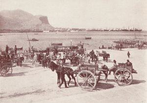 Sycylia: Na nabrzeżu w Palermo (zdjęcie czarno-białe) autorstwa Italian Photographer