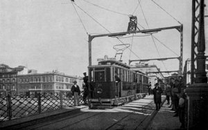 Taranto, Most obrotowy (zdjęcie czarno-białe) autorstwa Italian Photographer