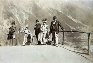 Turyści w górach, Włochy, ok. 1895 (zdjęcie w sepii) autorstwa Italian Photographer