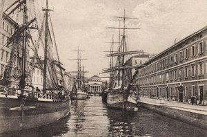 Triest: Canale Grande (zdjęcie czarno-białe) autorstwa Italian Photographer
