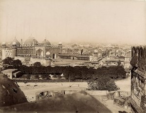 Widok na miasto Agra i Meczet Moti (Fort Agra), ok. 1890 (srebrny odbitka żelatynowa) autorstwa Italian Photographer