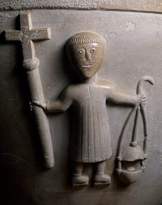 Figura procesji liturgicznej, detal z chrzcielnicy zdobiony płaskorzeźbą, biały wapień, kościół San Geminianus, Vicofertile, Emilia-Romagna, Włochy autorstwa Italian School