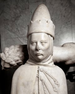 Pomnik nagrobny pierwszego doży Genui Simone Boccanegra (rzeźba z marmuru) autorstwa Italian School