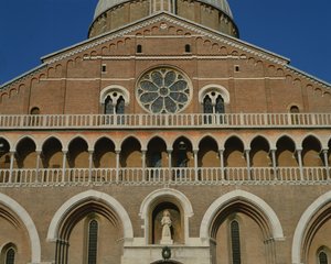Fasada zachodnia (detal) autorstwa Italian School