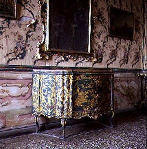 Komoda z Palazzo Calbo Crotta, Wenecja (lakier)