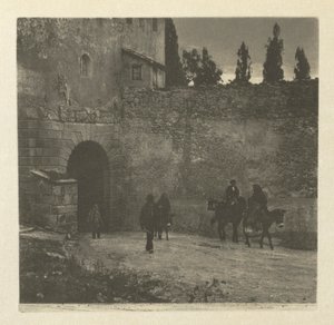 Praca kamery: brama - Segovia, 1914. autorstwa J. Craig Annan