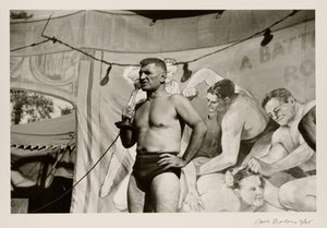 [Mężczyzna z mikrofonem] autorstwa Jack Delano