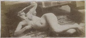 Studium nagiej modelki leżącej na skórze tygrysa w pracowni Jacques de Lalaing autorstwa Jacques Lalaing (attributed to)