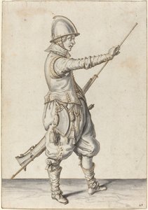 Elegancko ubrany żołnierz podbijający jego Caliver autorstwa Jacques de Gheyn II