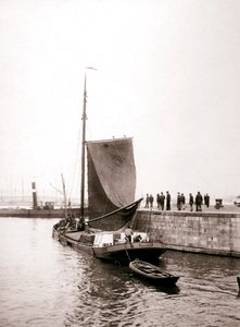 Kanał, wyspa Marken, Holandia, 1898. autorstwa James Batkin