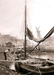 Łódź kanałowa, Rotterdam, 1898 r. autorstwa James Batkin