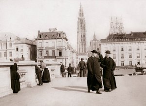Księża, Antwerpia, 1898. autorstwa James Batkin