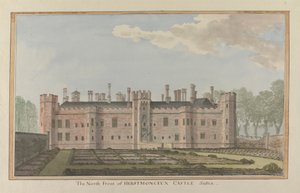 Zamek Herstmonceux, East Sussex: Front Północny