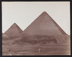 Egipt. Giza. Piramidy Cheopsa i Chefrena autorstwa James Robertson