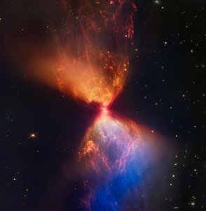 L1527 i Protostar (obraz z kamery NIRCam)