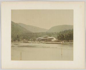 Krajobraz rzeki, Japonia (ręcznie kolorowane czarno-białe zdjęcie) autorstwa Japanese Photographer